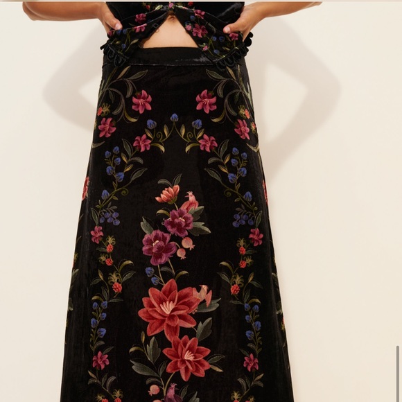 Farm Rio Black Maxi Skirt with Floral Design, worn twice - Picture 2 of 5